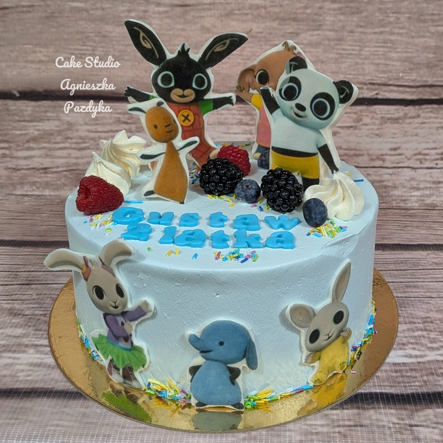 tort-krolik-bing-dla-dziecka-urodziny.jpg